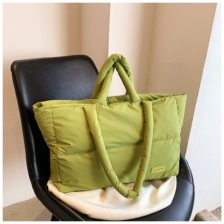 Winter Latest Large Puffer Tote Handbag Product Details