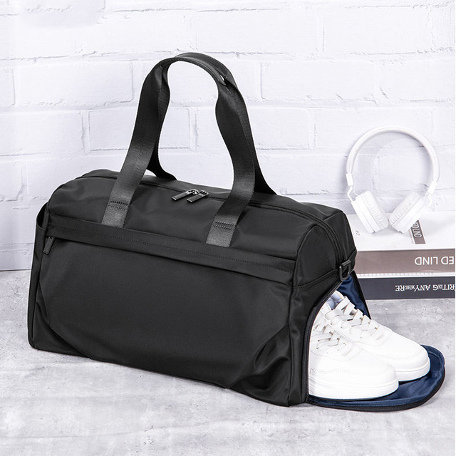 Private Label Sports Tote Gym Duffle Bag with Shoe Pouch 17 Inch Waterproof Nylon Weekend Travel Bag Men