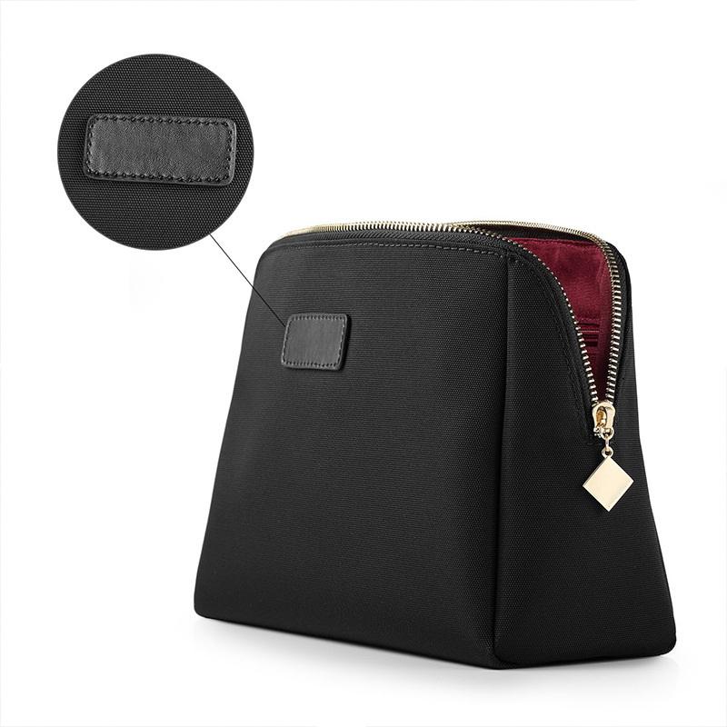 Unisex Black Nylon Cosmetic Bags Product Details