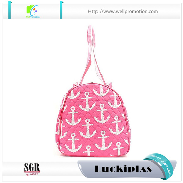 High quality Travel Use girls duffle bag women custom quilted duffle bag logo