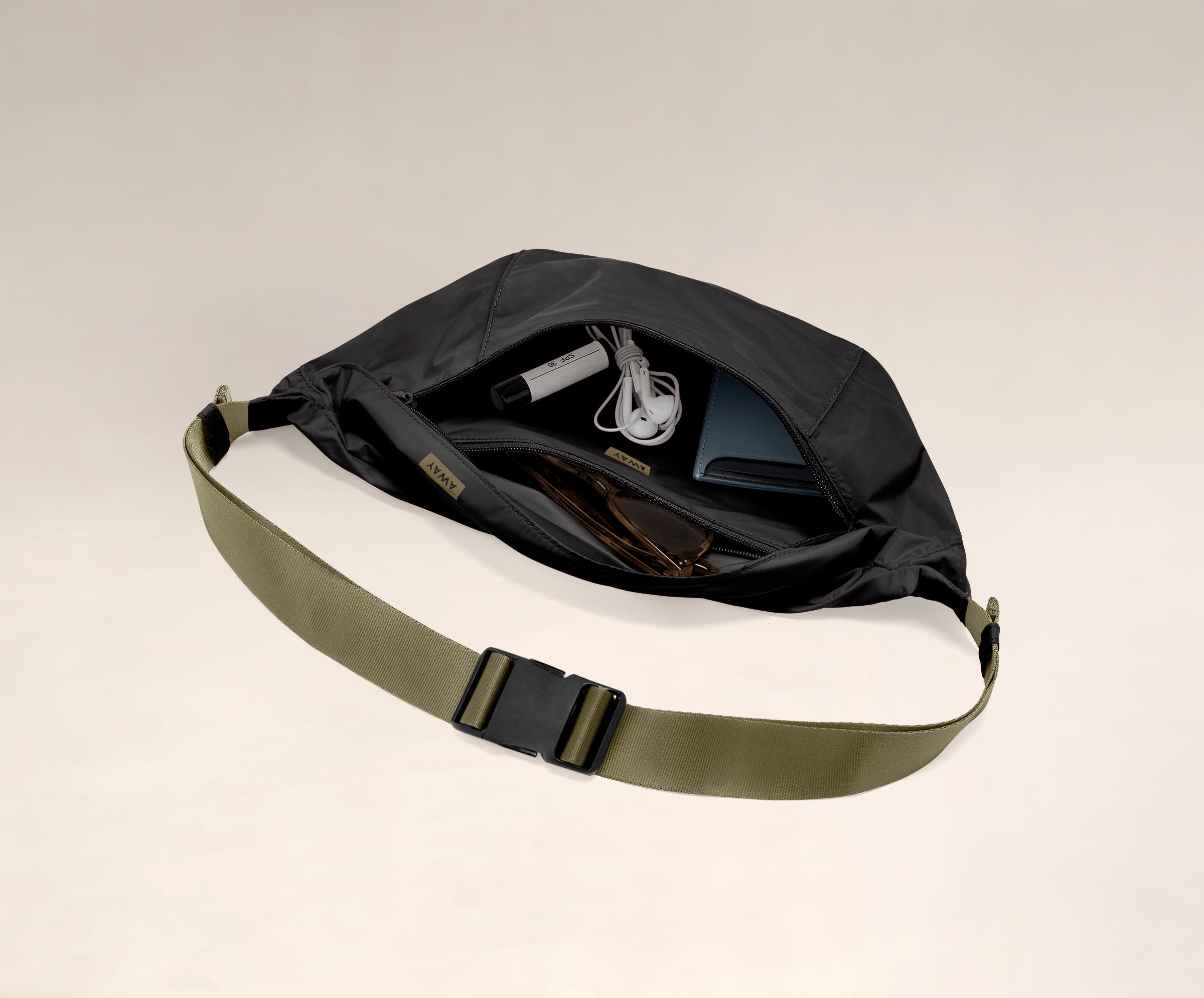 Fanny Pack Travel Crossbody Chest Bag Product Details