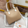 Trendy Women's Handbags with Zipper Closure Unique Dress Style for Luxury Party Travel Personalized Looking