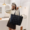 Travel weekender fashion lightweight soft nylon puffer hand bags tote quilted puffer quilting bag with leather handle