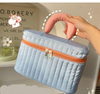 Promotional Multi Color Portable Stylish Good Price Puffer Purple Suka Seersucker Cosmetic Bag Women Makeup for Travel