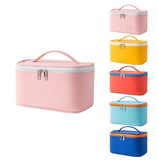 Lovely Girls Travel Toiletry Bag Water Resistant PU Cosmetics Organizer Bag With Handle