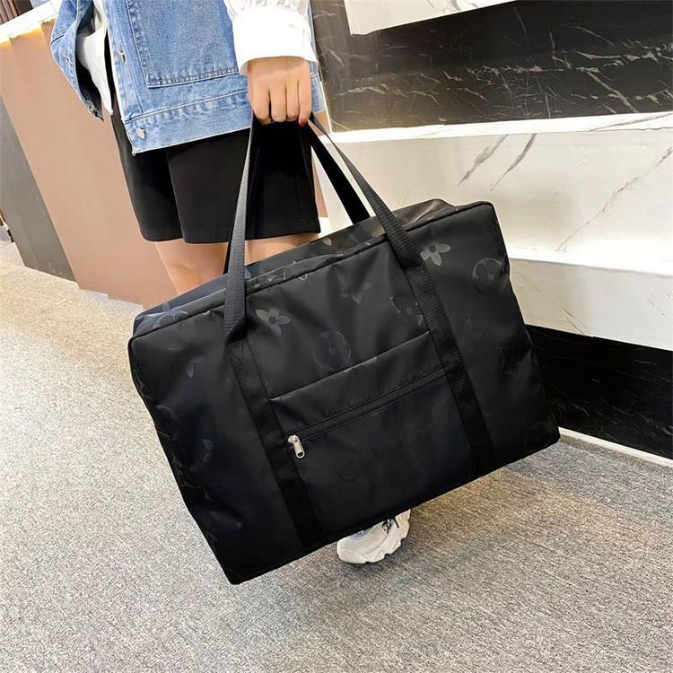 Large Quilt Duffle Bag Waterproof Reusable Rpet Women Travel Bags Weekend Wholesale Sports Equipment Bag Factory Price