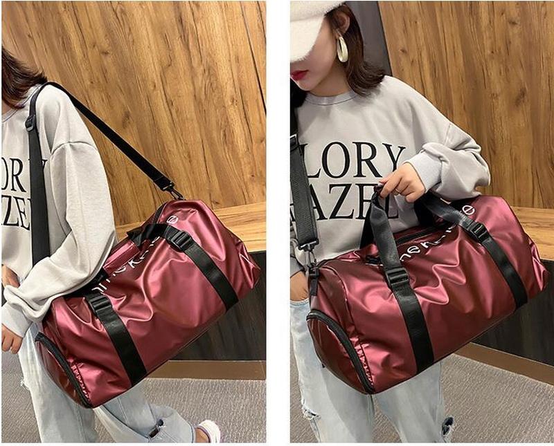 Luxury Woman Overnight Carry Shoulder Travelling Duffle Sport Bag Gym Weekender Duffle Bag with Shoes Compartment